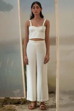 FEBo6 Off White Classic Bralette