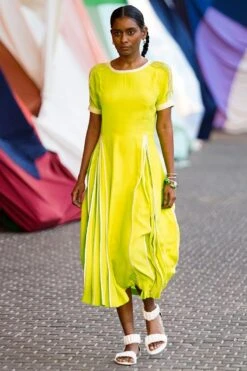 Bodice Lime Half Sleeve Dress With Binding Detail