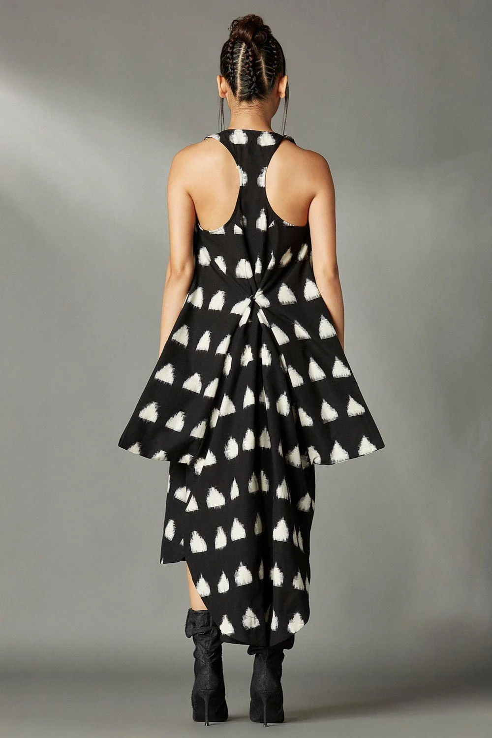 Chola Taylor Dress In Ikatt - Image 4